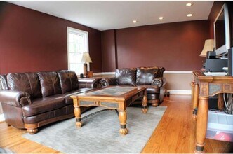 517 Maple Hill Rd in Havertown, PA - Building Photo - Building Photo