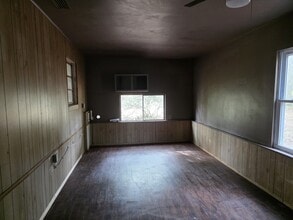 211 W Main St in Pomona Park, FL - Building Photo - Building Photo