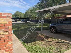 3924 Scruggs Dr in North Richland Hills, TX - Building Photo - Building Photo