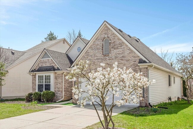 3381 Cromwell Rd in Ann Arbor, MI - Building Photo - Building Photo