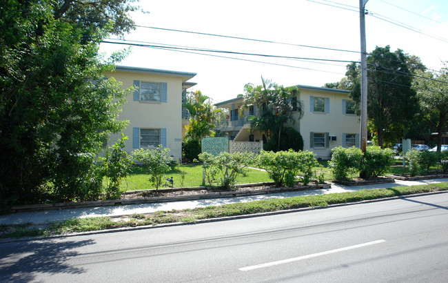 1147 16th St N in St. Petersburg, FL - Building Photo - Building Photo