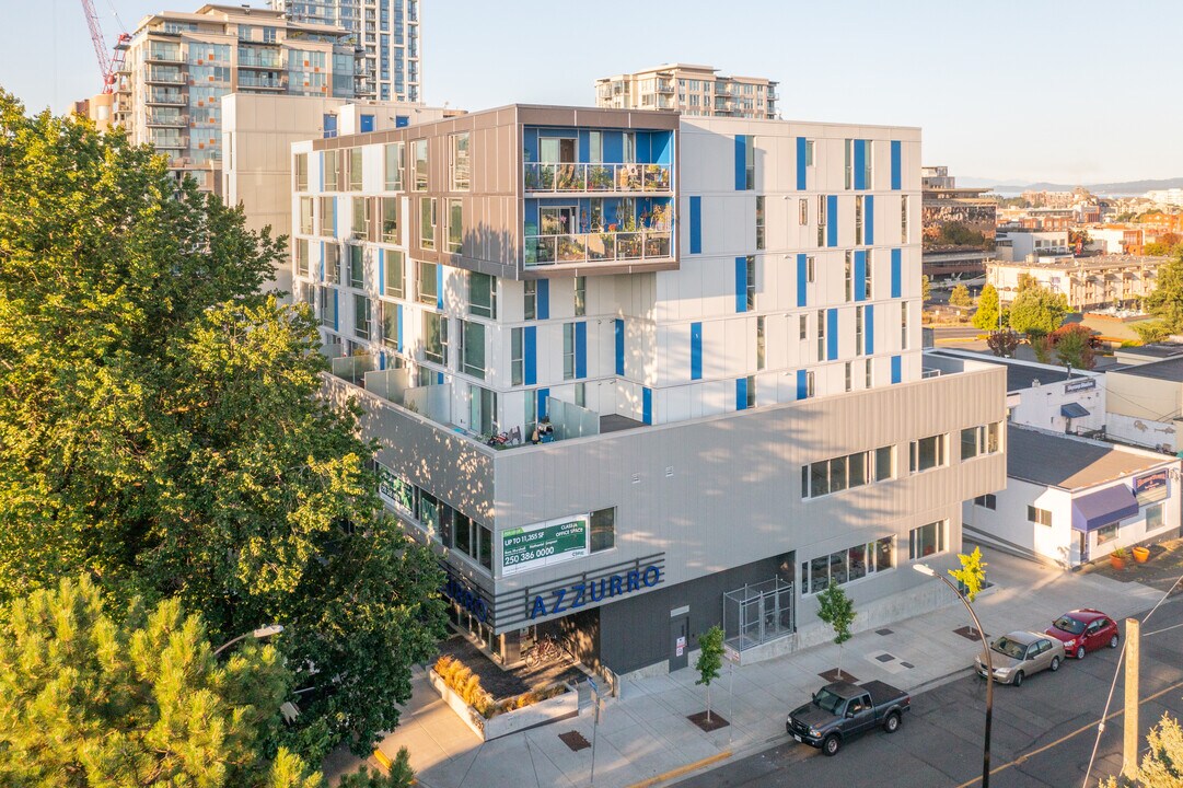 The Azzurro in Victoria, BC - Building Photo