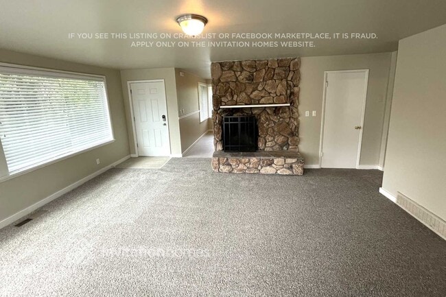 609 114th Ave E in Edgewood, WA - Foto de edificio - Building Photo