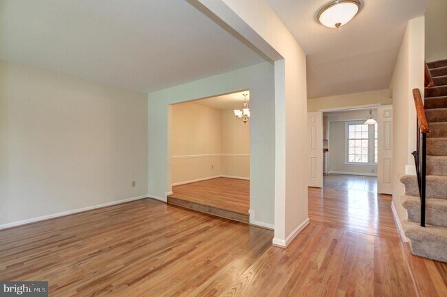 6 Campbell Ct in Kensington, MD - Building Photo - Building Photo