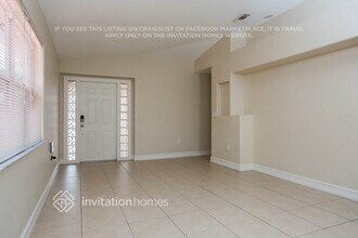7300 W 34th Ct in Hialeah, FL - Building Photo - Building Photo