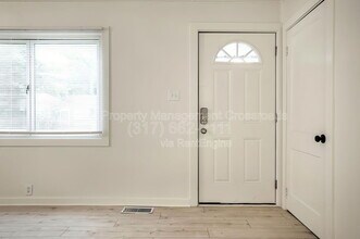 3332 Wallace Ave in Indianapolis, IN - Building Photo - Building Photo