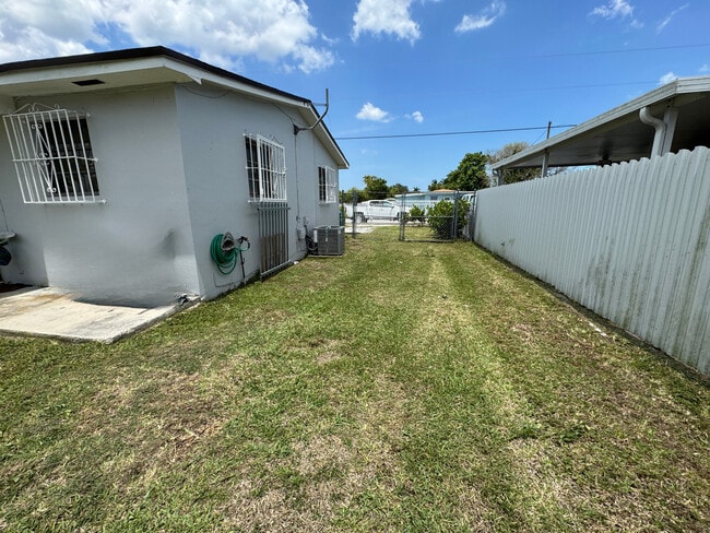 property at 17472 SW 105th Ave