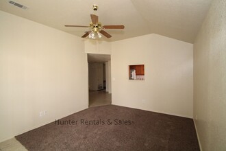 4906 John David Dr in Killeen, TX - Building Photo - Building Photo