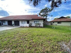 624 Casa Grande Dr in Melbourne, FL - Building Photo