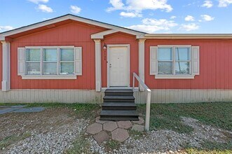 7308 Pica Dr in Alvarado, TX - Building Photo - Building Photo