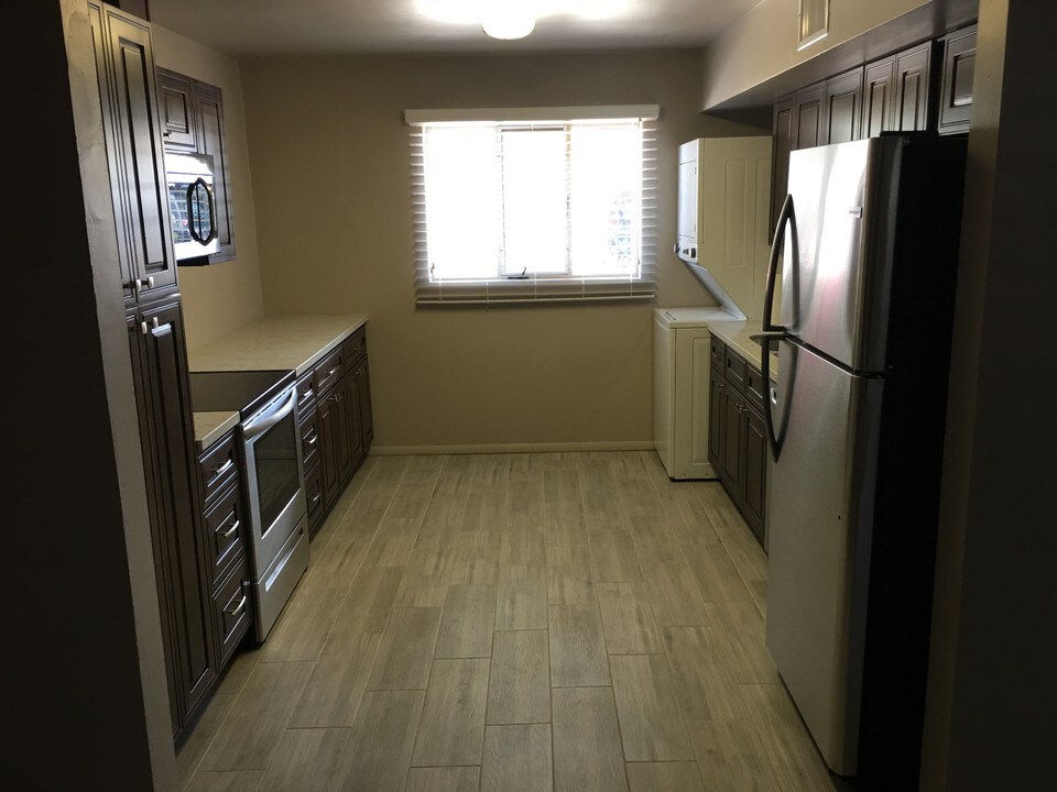 2703 E Spring St in Tucson, AZ - Building Photo