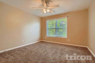 341 Revolution Dr in Peachtree City, GA - Building Photo - Building Photo