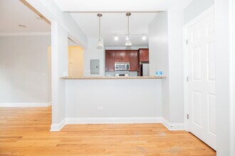 2608 W Leland Ave in Chicago, IL - Building Photo - Building Photo