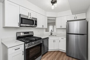 4252 Central Rd in Glenview, IL - Building Photo