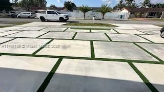 9855 SW 26th Terrace in Miami, FL - Building Photo - Building Photo