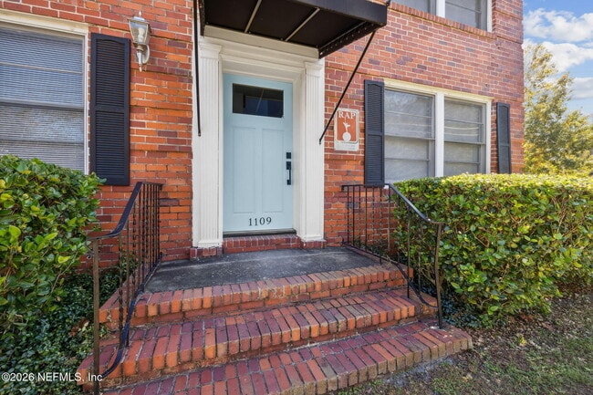 property at 1109 Cherry St