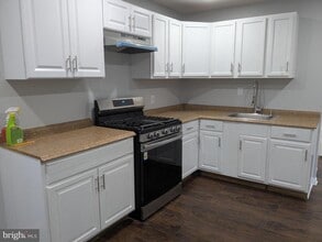 100 Blackwood-Clementon Rd in Clementon, NJ - Building Photo - Building Photo