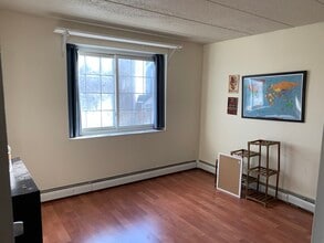 10 Skyline Dr, Unit 5 in Braintree, MA - Building Photo - Building Photo