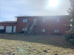 200 Spring Creek Pkwy in Spring Creek, NV - Building Photo - Building Photo