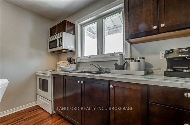 28 Holwood Ave in Toronto, ON - Building Photo - Building Photo