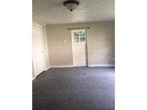7 Allard Blvd-Unit -6 in New Orleans, LA - Foto de edificio - Building Photo