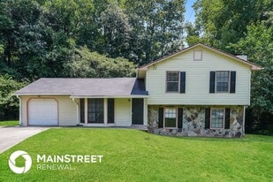 5517 Hadrian Ct in Lithonia, GA - Building Photo