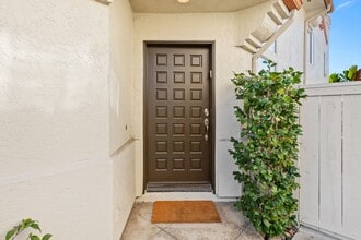 5743 Caminito Empresa in San Diego, CA - Building Photo - Building Photo