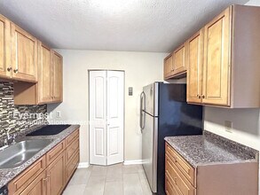 1461 Springleaf Cir SE in Smyrna, GA - Building Photo - Building Photo