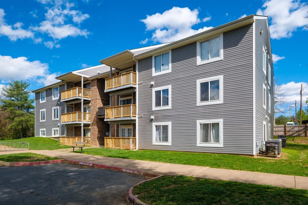 44 South Ave in Harrisonburg, VA - Foto de edificio