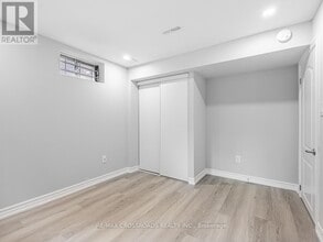 59 Bonnydon Crescent in Toronto, ON - Building Photo - Building Photo