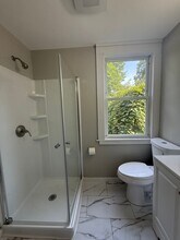 10 Longworth Ave in Middletown, CT - Building Photo - Building Photo