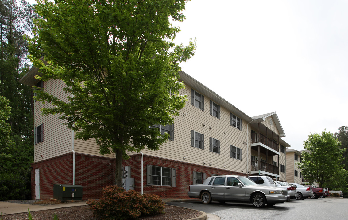 Holly Springs II Apartments in Holly Springs, NC - Building Photo