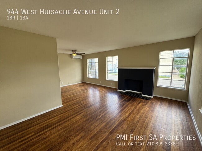 property at 944 W Huisache Ave
