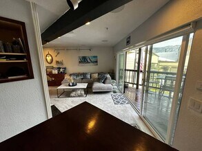 489 Tahoe Keys Blvd in South Lake Tahoe, CA - Building Photo - Building Photo
