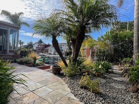 150 Flying Mist Isle in Foster City, CA - Building Photo