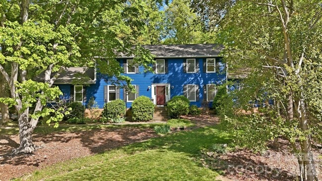 301 Sardis Rd N in Charlotte, NC - Building Photo - Building Photo