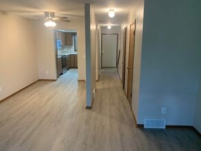 220 Swanton Rd in Madison, WI - Building Photo - Building Photo