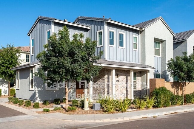 property at 2851 S Central Dr