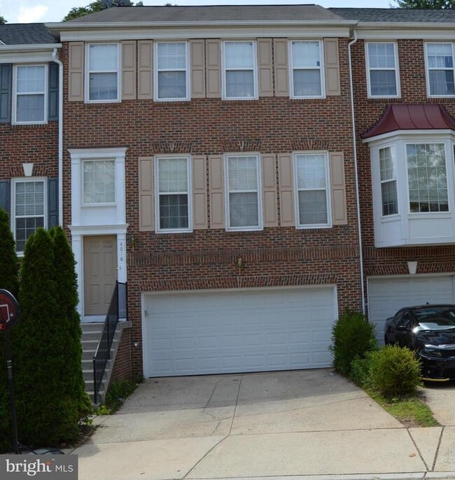 4016 Timber Oak Trl