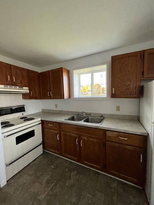 775 St Anne St in Bathurst, NB - Building Photo