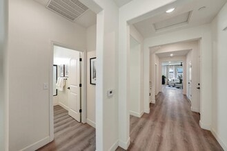 2148 W Solo Wy in Hanford, CA - Building Photo - Building Photo