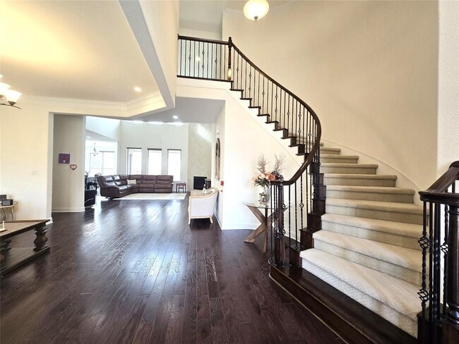 property at 2900 Zoysia Dr