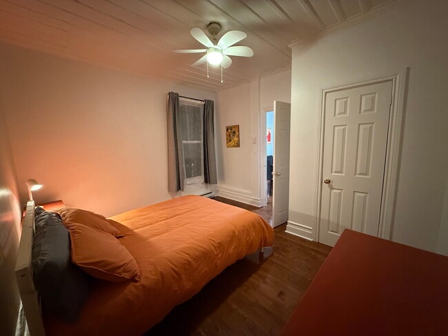 584 Saint-Sauveur Rue in Québec, QC - Building Photo - Building Photo