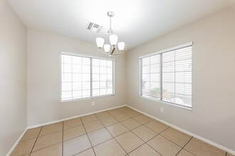 11959 W Berkeley Rd in Avondale, AZ - Building Photo - Building Photo