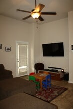 6837 Cactus Thrush Drive in El Paso, TX - Building Photo - Building Photo