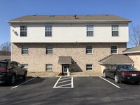 6395 St Andrews Dr in Canfield, OH - Foto de edificio - Building Photo