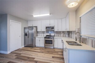 2456 Paradise Village Way