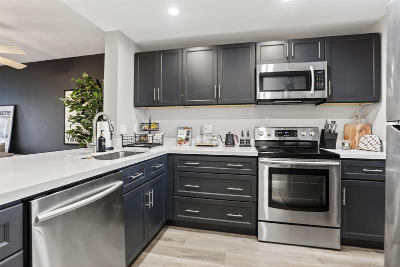 2309 S Cypress Bend Dr in Pompano Beach, FL - Building Photo