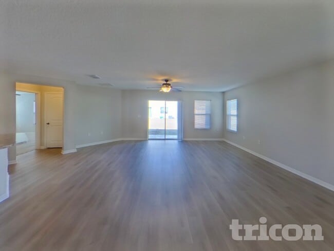 10614 Massimo Dr, Unit 630 in Wimauma, FL - Foto de edificio - Building Photo