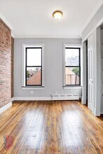 250 Mott St in New York, NY - Building Photo - Building Photo
